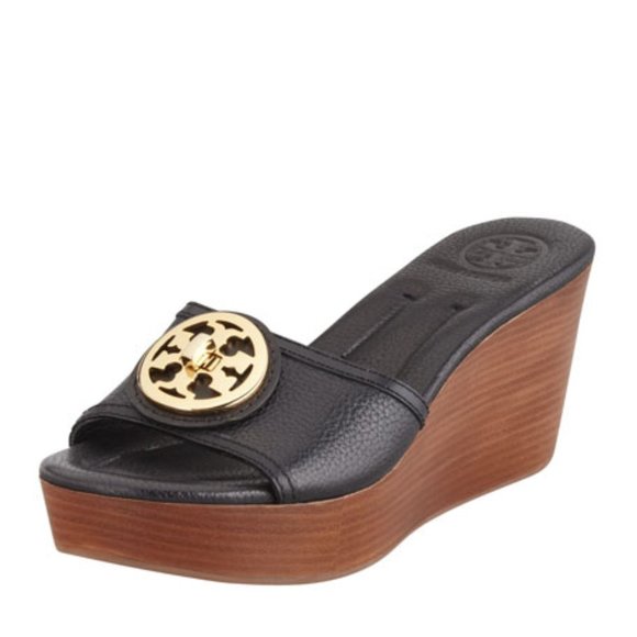 Tory Burch Selma slide sandal black leather, gold turn lock logo, wood platform - Picture 12 of 12